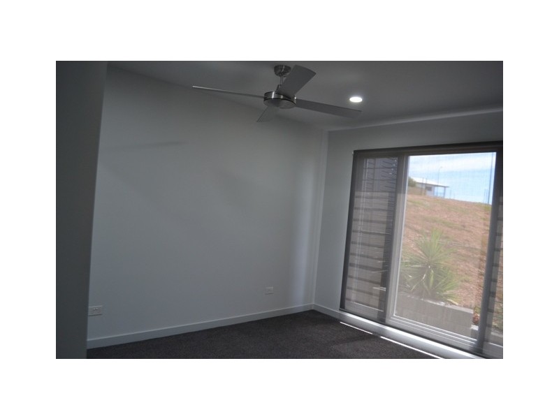 1/18 Gus Moore Street, Yeppoon QLD 4703