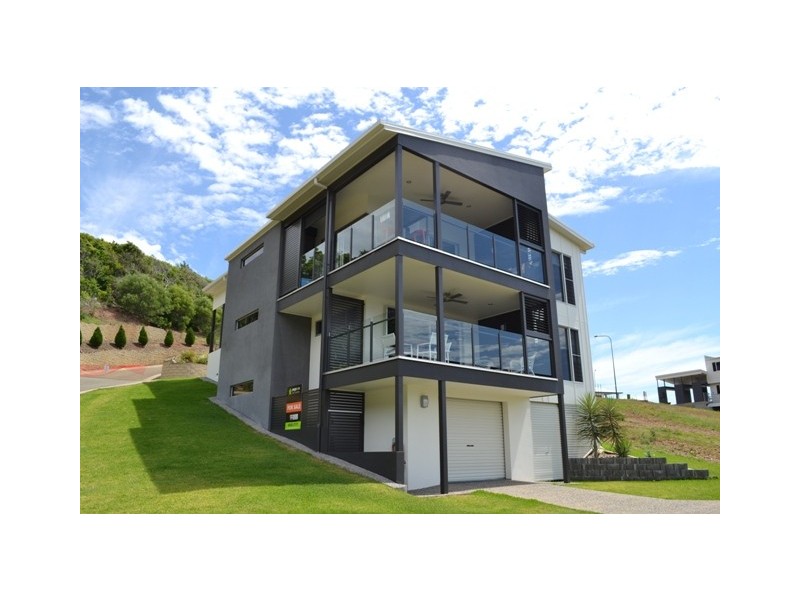 1/18 Gus Moore Street, Yeppoon QLD 4703