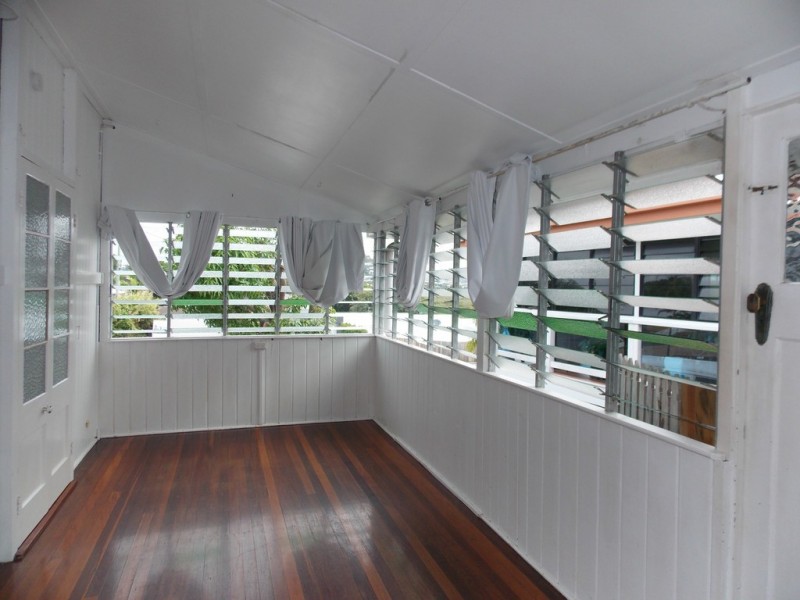 11 Matthew Flinders Drive TENANT APPROVED, Cooee Bay QLD 4703