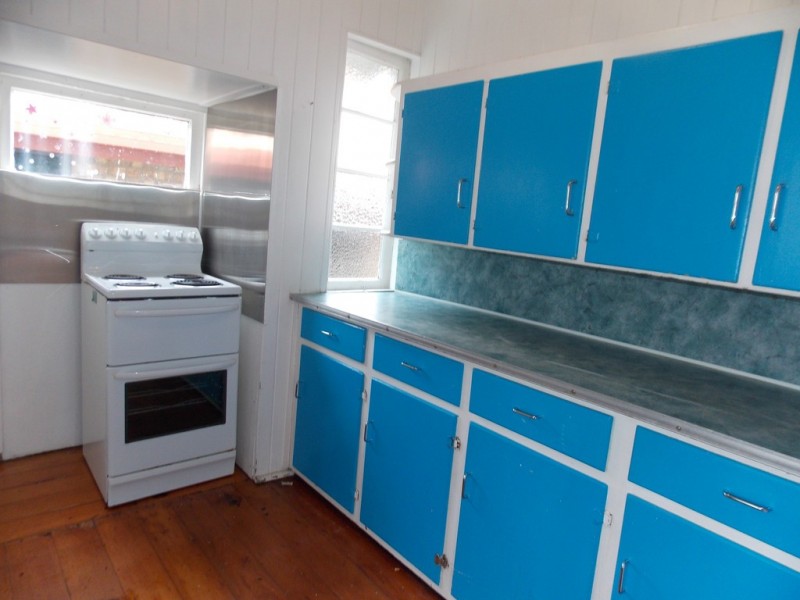 11 Matthew Flinders Drive TENANT APPROVED, Cooee Bay QLD 4703