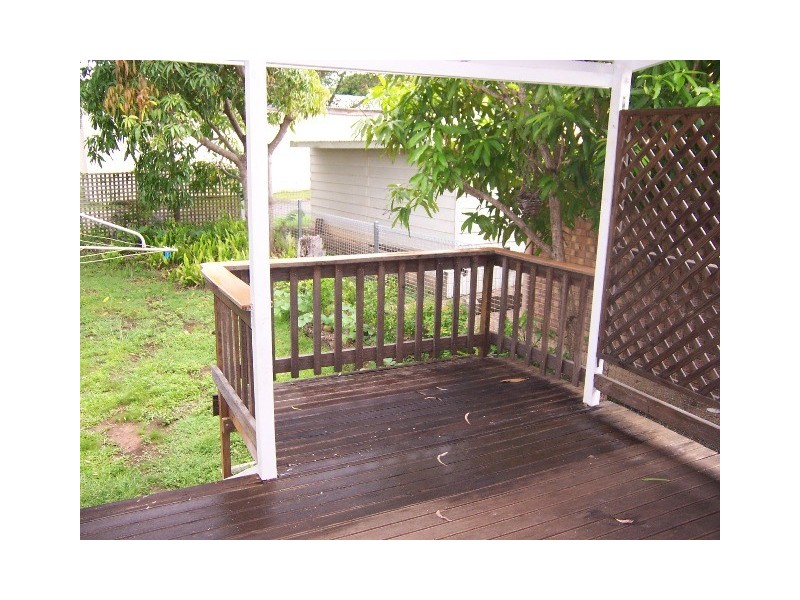 11 Matthew Flinders Drive TENANT APPROVED, Cooee Bay QLD 4703