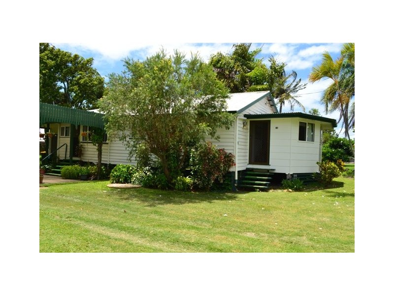 15 Dingwall Street, Keppel Sands QLD 4702