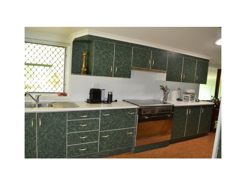 15 Dingwall Street, Keppel Sands QLD 4702