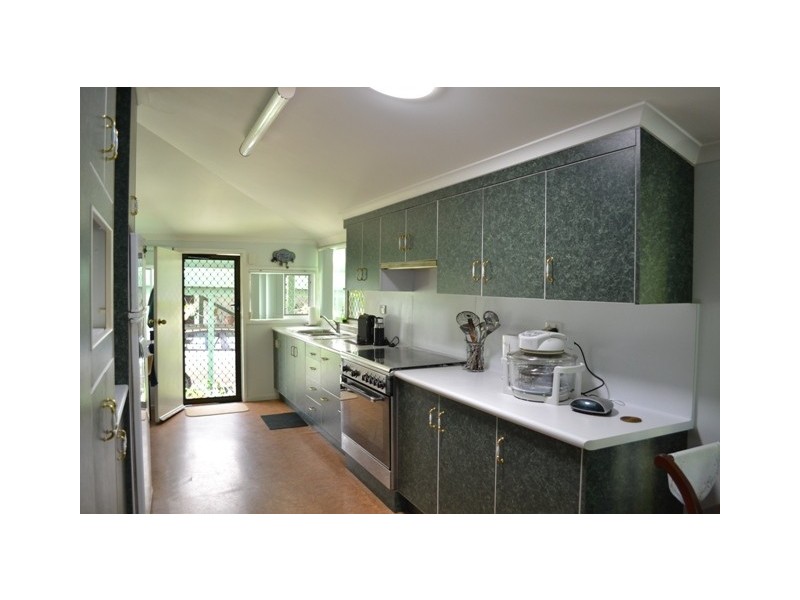 15 Dingwall Street, Keppel Sands QLD 4702