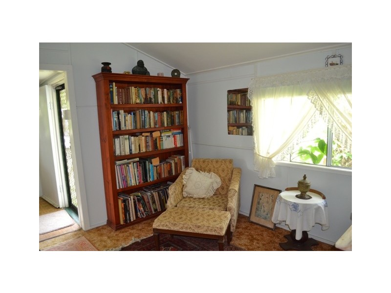 15 Dingwall Street, Keppel Sands QLD 4702