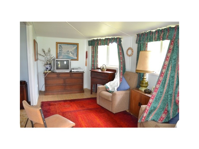 15 Dingwall Street, Keppel Sands QLD 4702