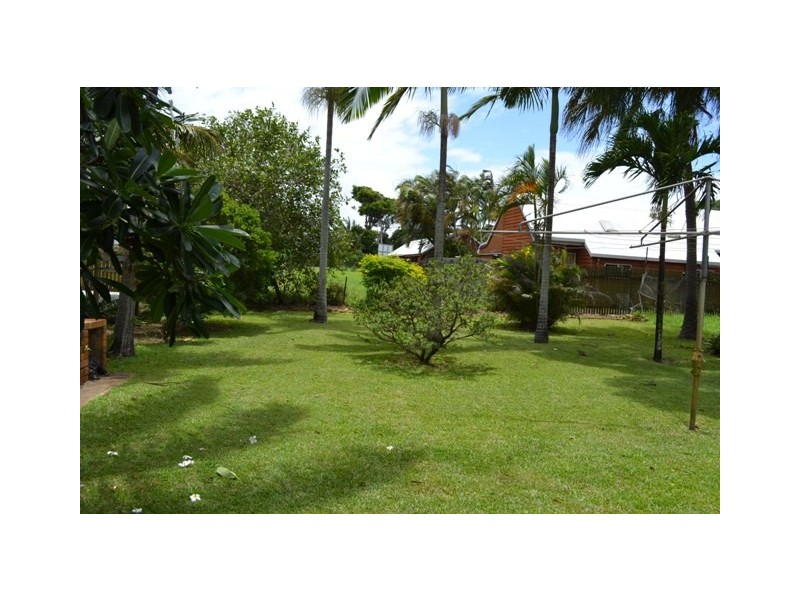 15 Dingwall Street, Keppel Sands QLD 4702