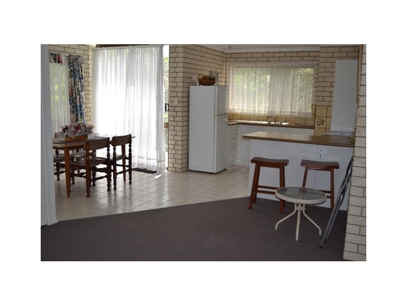 Unit 5, 5 Percy Ford Street, Cooee Bay QLD 4703