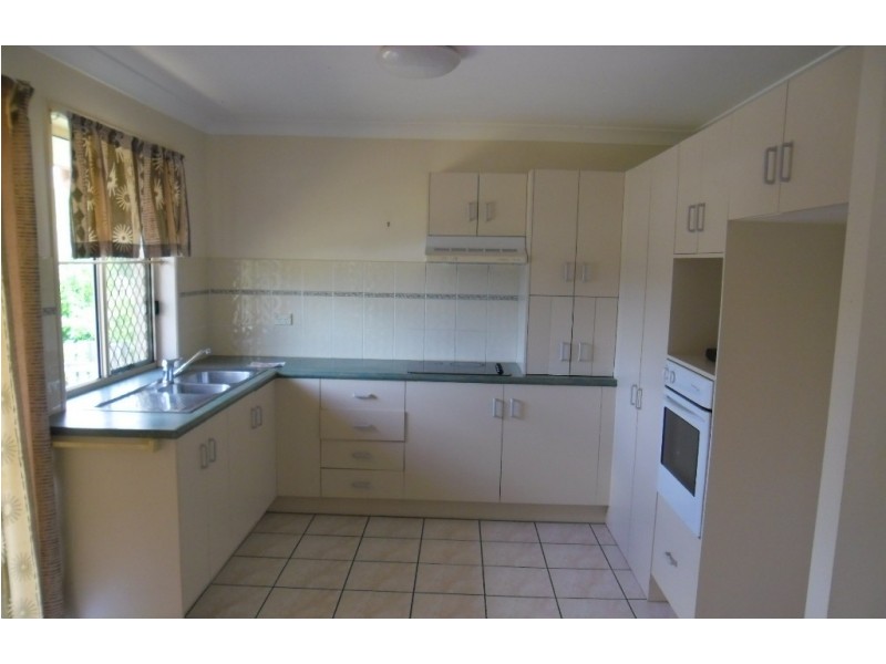 8 Morilla Place, Yeppoon QLD 4703