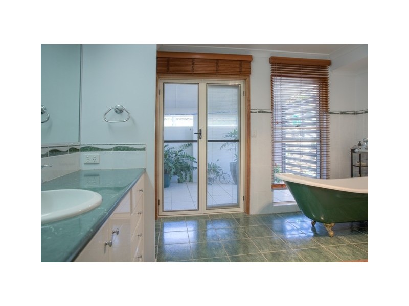 24 Naomi Drive, Yeppoon QLD 4703