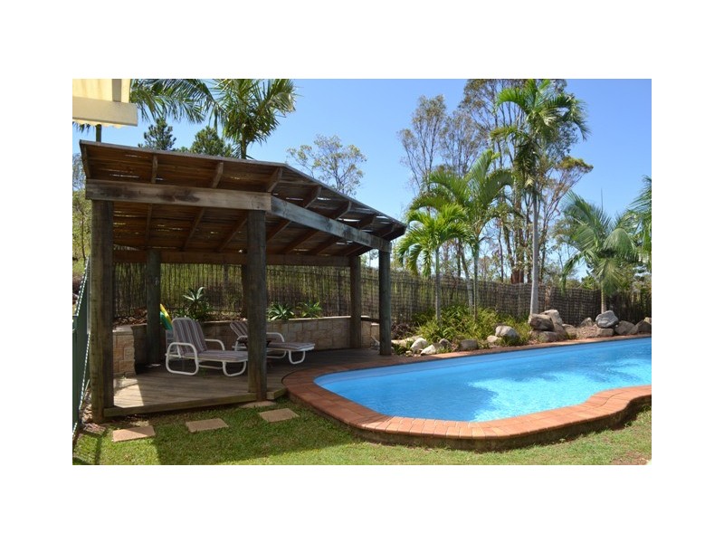98 Byfield Road, Woodbury QLD 4703