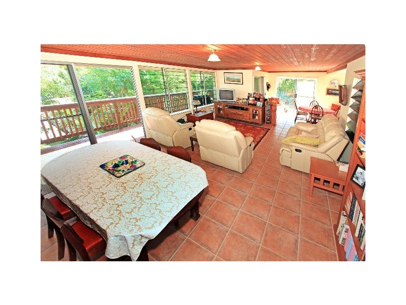 31 Taylor Street, Keppel Sands QLD 4702