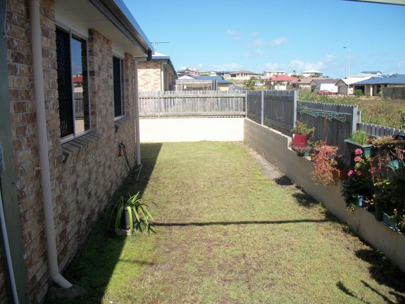 1/137 Hartley Street, Zilzie QLD 4710