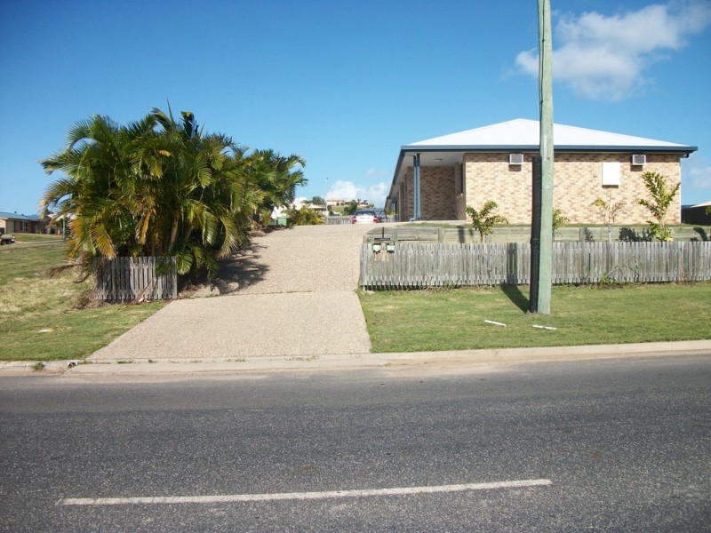 1/137 Hartley Street, Zilzie QLD 4710