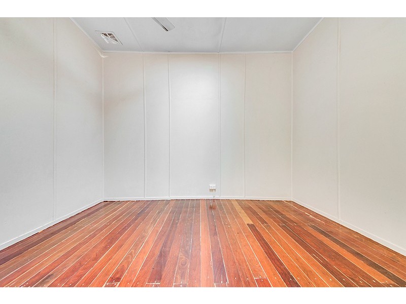 25 Oak Street, Emu Park QLD 4710
