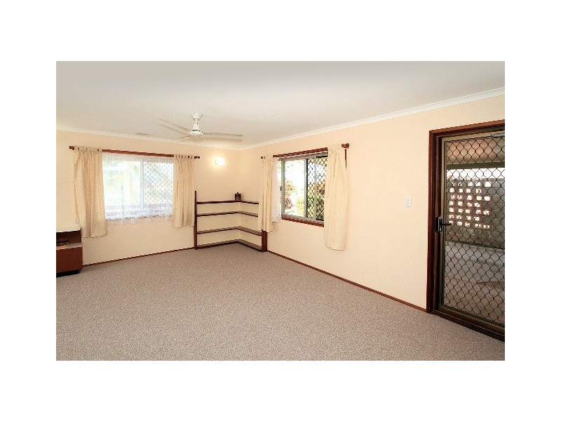 4 School Street, Yeppoon QLD 4703
