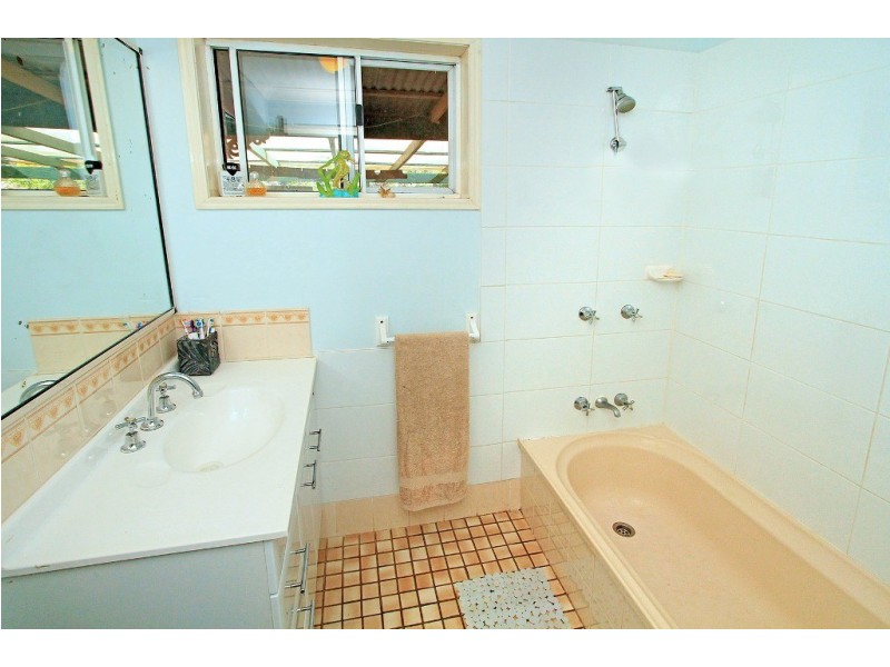 21 Costello Road, Tungamull QLD 4702
