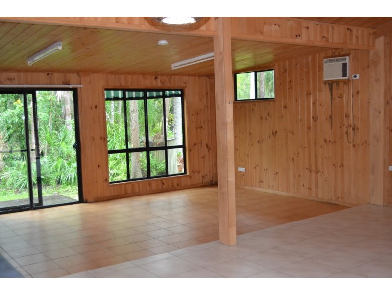 22 Limestone Creek Road, Inverness QLD 4703