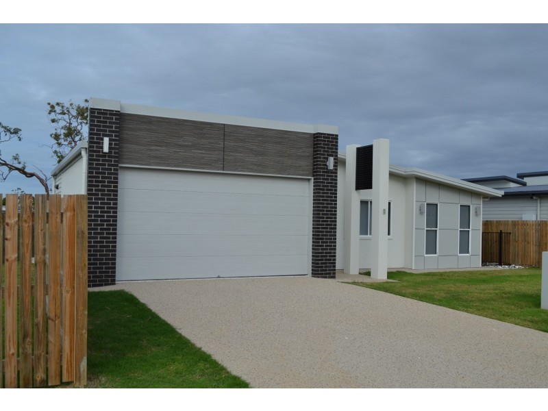 Unit 2, 26 Whistler Avenue, Yeppoon QLD 4703