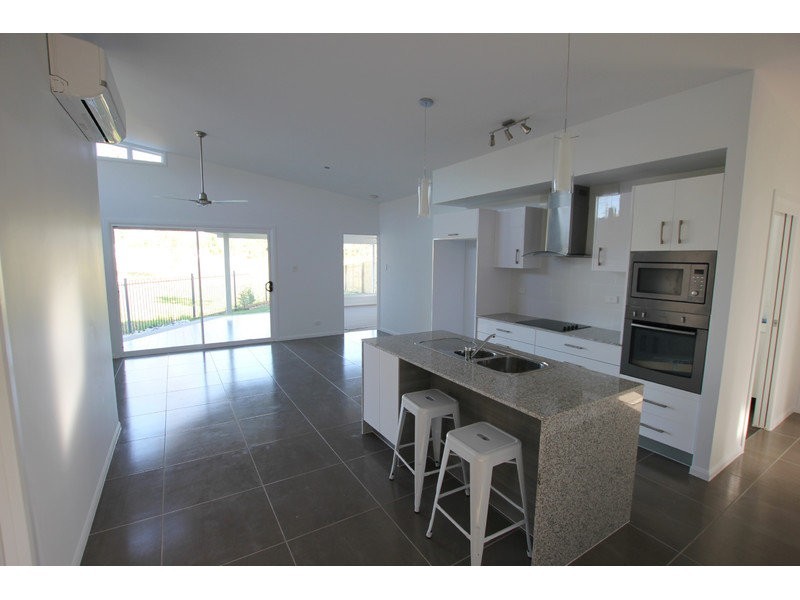 Unit 2, 26 Whistler Avenue, Yeppoon QLD 4703