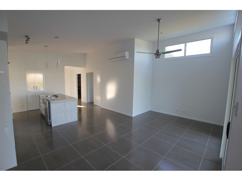 Unit 2, 26 Whistler Avenue, Yeppoon QLD 4703
