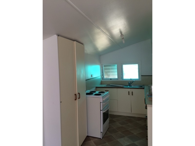 14 Cathne Street, Cooee Bay QLD 4703