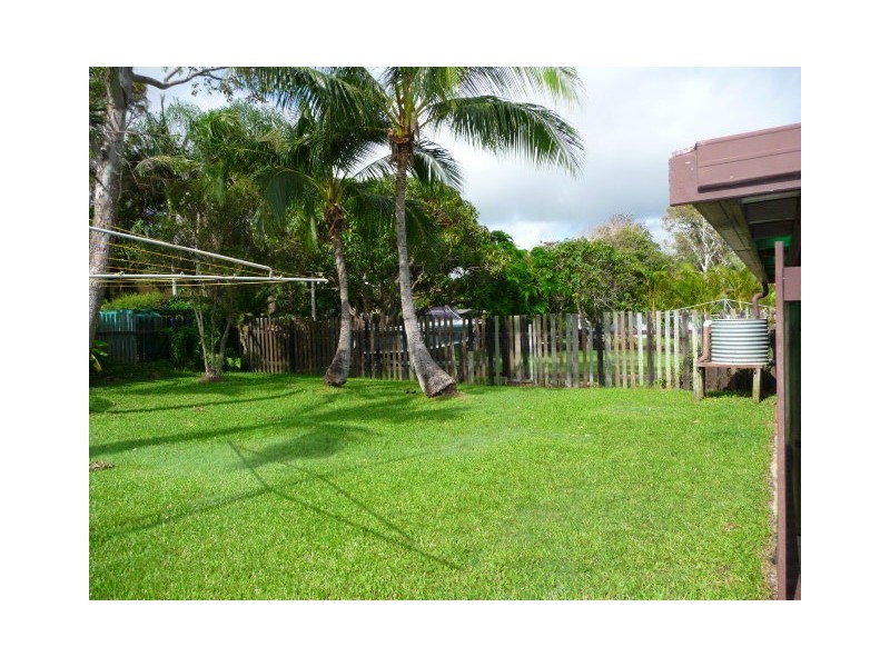 14 Cathne Street, Cooee Bay QLD 4703