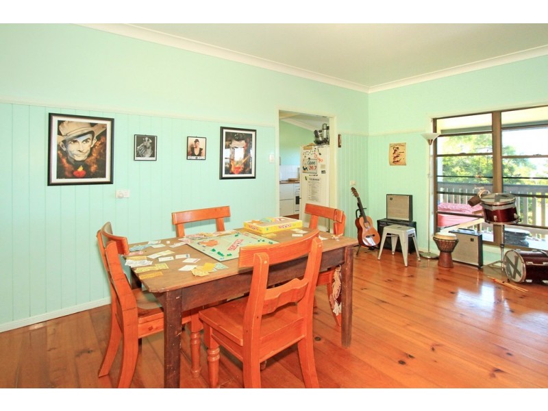 31 Phillip Street, Emu Park QLD 4710