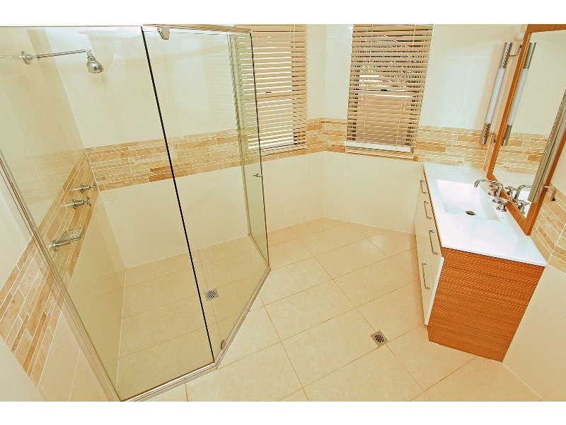 27 Island View Crescent, Barlows Hill QLD 4703