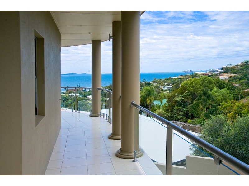 27 Island View Crescent, Barlows Hill QLD 4703