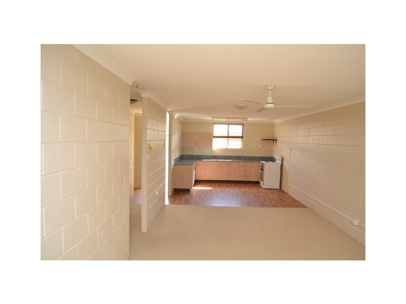 Unit 4, 35 Adelaide Park Road, Yeppoon QLD 4703