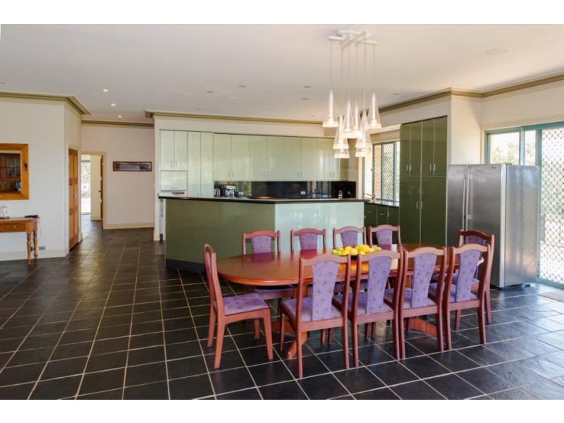 410 Tanby Post Office Road, Bondoola QLD 4703