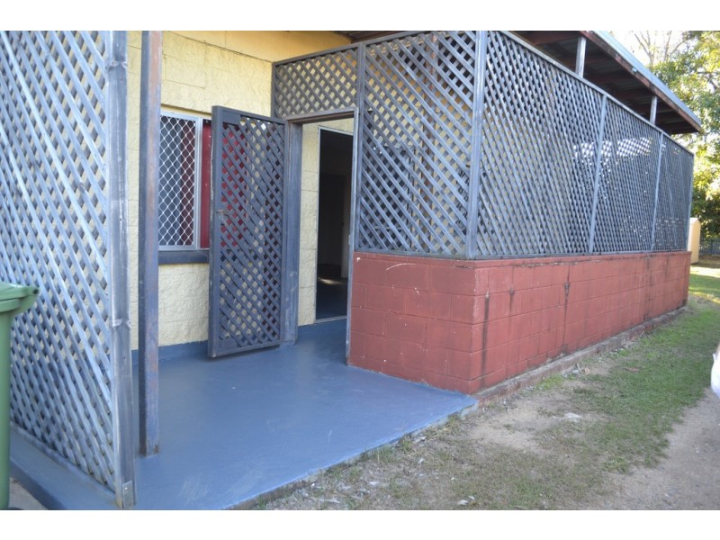 27 Charles Street, Yeppoon QLD 4703