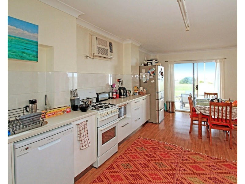 41 Todd Avenue, Yeppoon QLD 4703