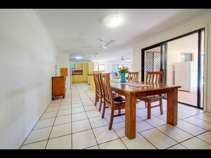 11 Rodney Street, Taranganba QLD 4703