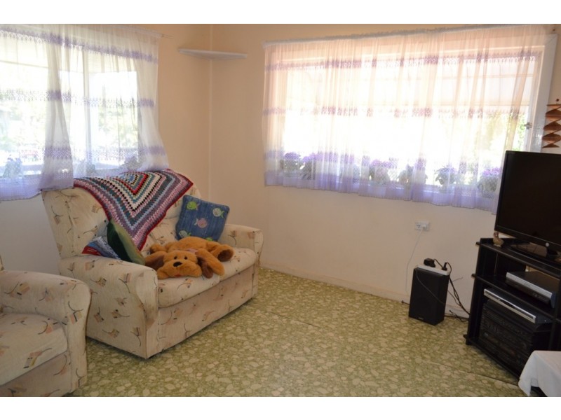 18 Hughes Street, Yeppoon QLD 4703