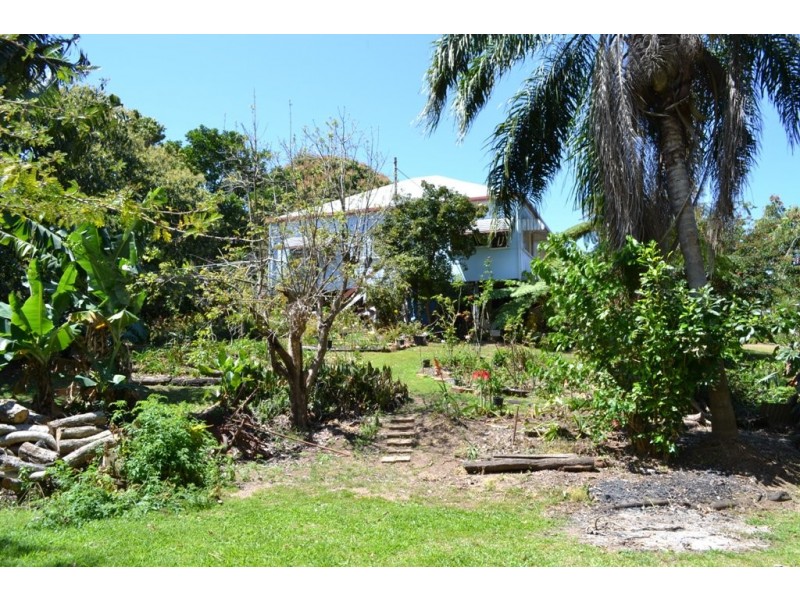 18 Hughes Street, Yeppoon QLD 4703