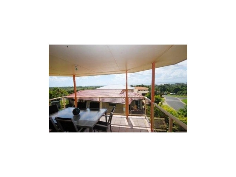 5 Crayke Court TENANT APPROVED, Pacific Heights QLD 4703