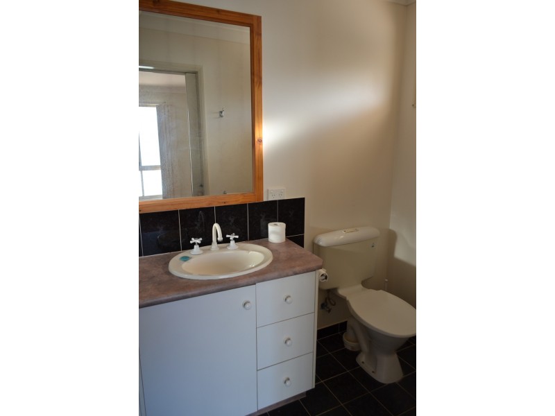 5 Crayke Court TENANT APPROVED, Pacific Heights QLD 4703
