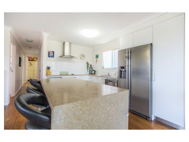 1 Larnach Street, Emu Park QLD 4710