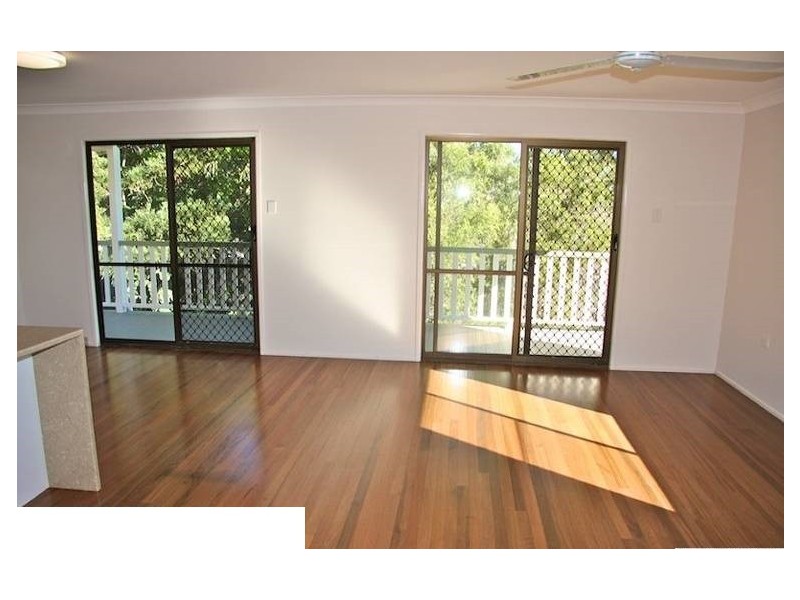 1 Larnach Street, Emu Park QLD 4710