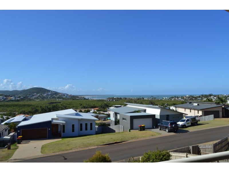 9 Rosewood Street, Taranganba QLD 4703