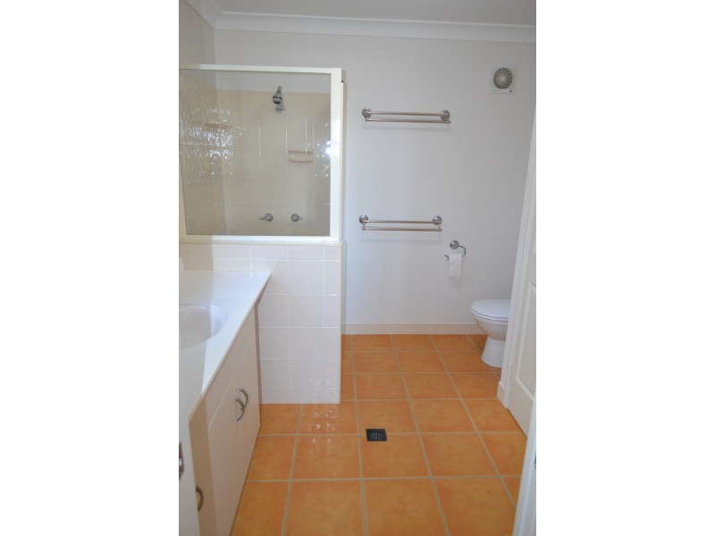 9 Rosewood Street, Taranganba QLD 4703