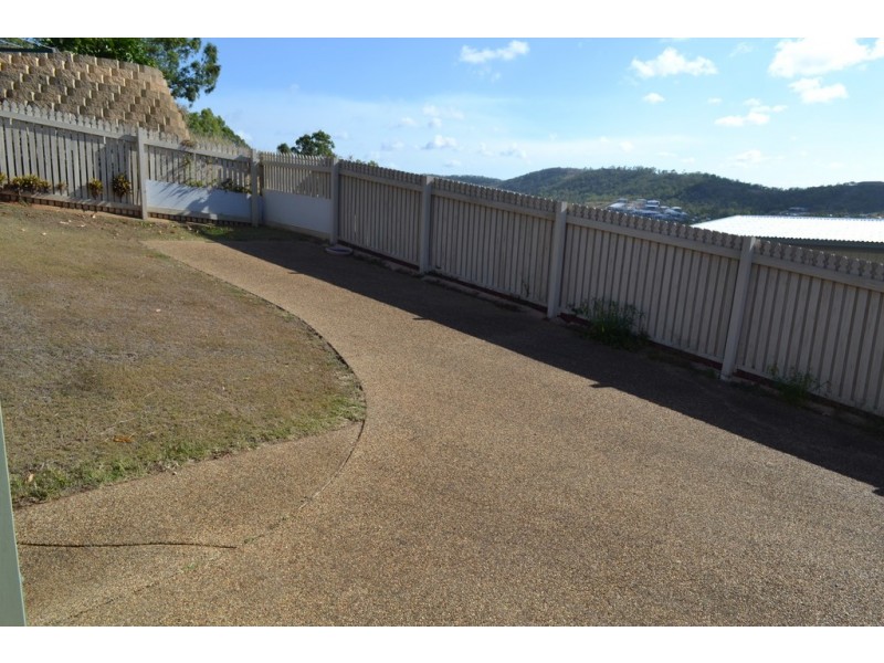 9 Rosewood Street, Taranganba QLD 4703