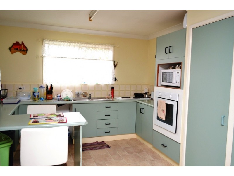 5 Caroline Street, Yeppoon QLD 4703