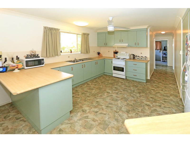 34 Capricornia Drive, Taranganba QLD 4703