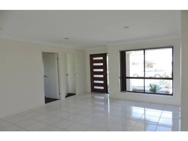 38 Outrigger Drive, Mulambin QLD 4703