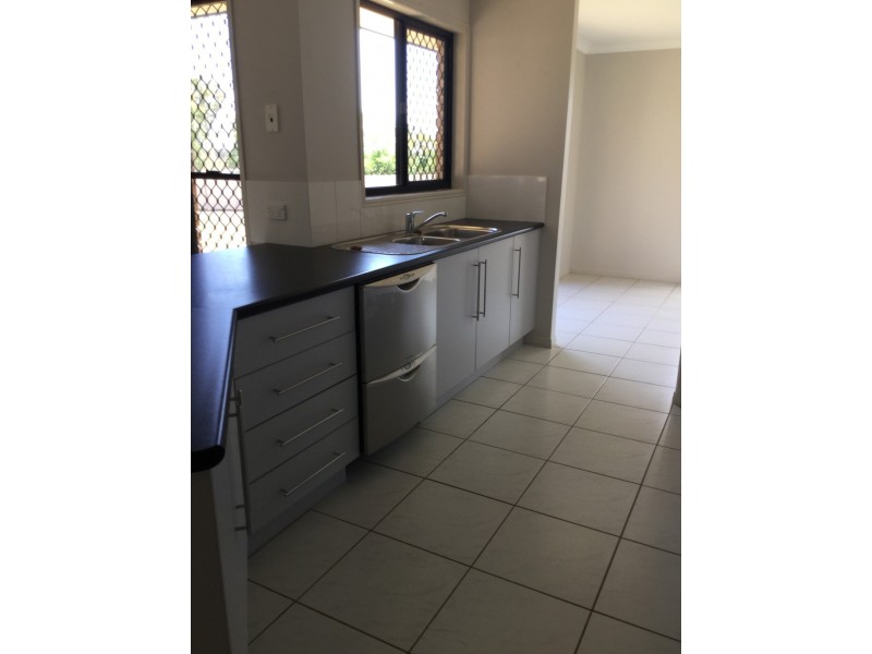 6 Hitching Rail Drive, Tanby QLD 4703