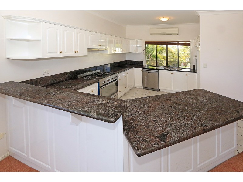 33 Shaw Avenue, Yeppoon QLD 4703