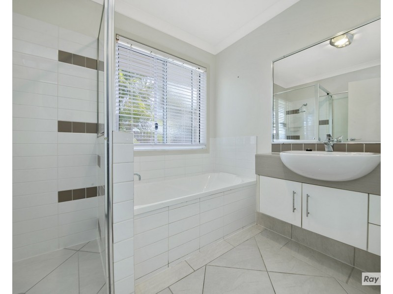 11 Sandcastle Drive, Mulambin QLD 4703